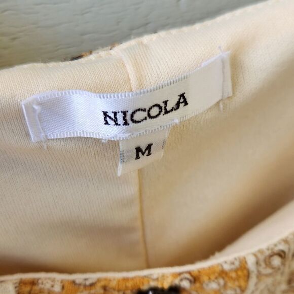 Nicola Top/ Blouse size M - Picture 2 of 4